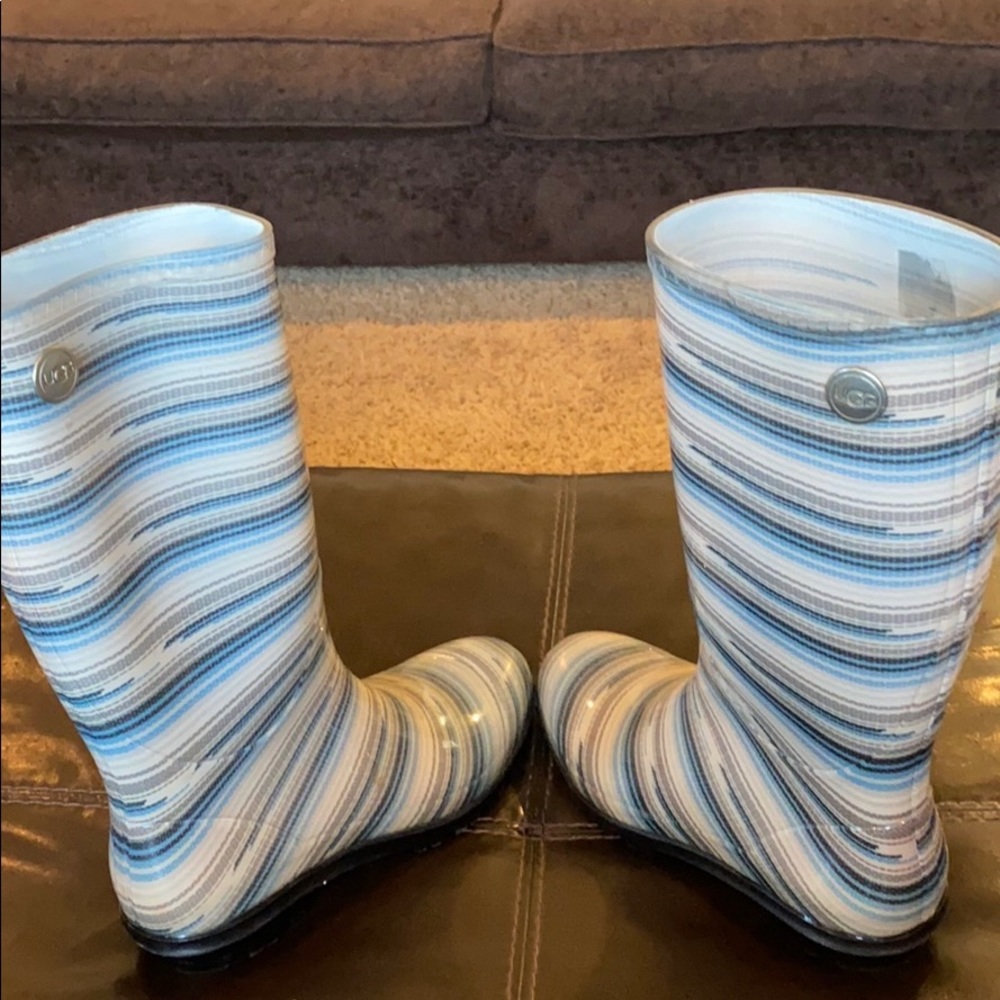 Rain boots